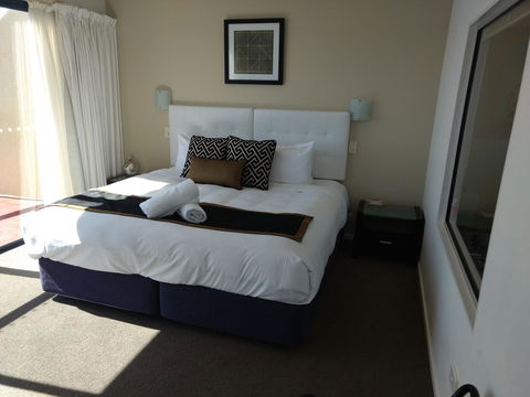 Diamond Island Resort - Accommodation Whitsundays 41
