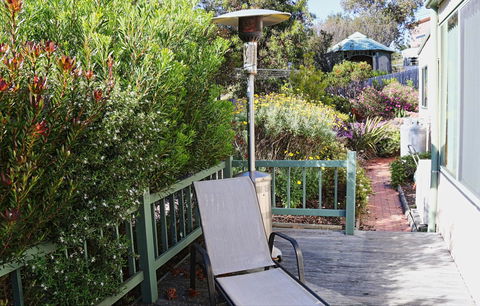 Hazards Beach House - Accommodation Whitsundays 2