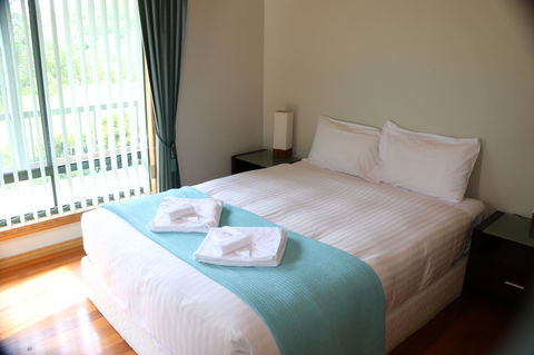 Hazards Beach House - Accommodation Whitsundays 10