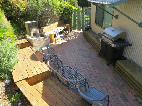 Hazards Beach House - Accommodation Whitsundays 3