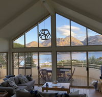 Freycinet Beach House - Accommodation Whitsundays