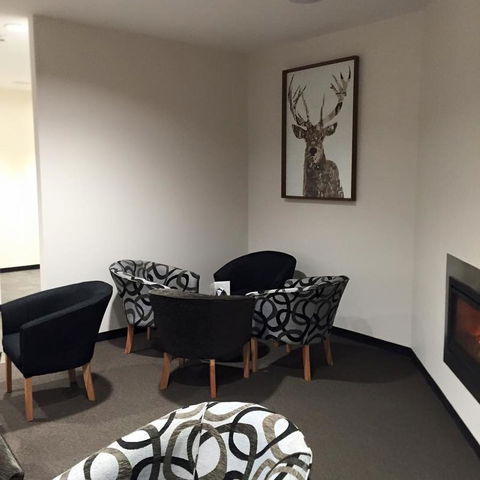 Risdon Brook Hotel - Accommodation Whitsundays 1