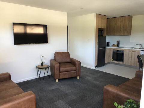Risdon Brook Hotel - Accommodation Whitsundays 13