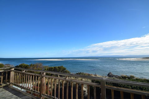 The Strand ~ On The Edge Of The Beach - Accommodation Whitsundays 17