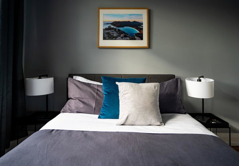 The Tasmanian Inn - Accommodation Whitsundays 7