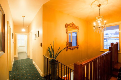 The Tasmanian Inn - Accommodation Whitsundays 43