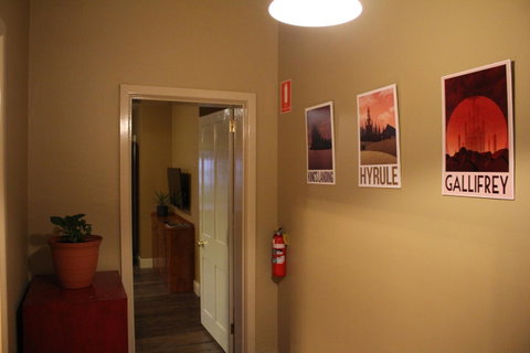 The Tasmanian Inn - Accommodation Whitsundays 11