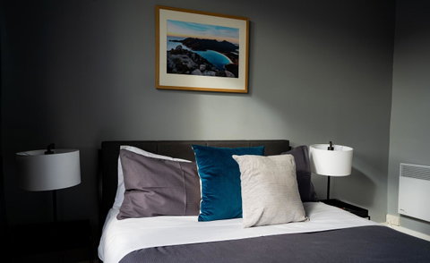 The Tasmanian Inn - Accommodation Whitsundays 6