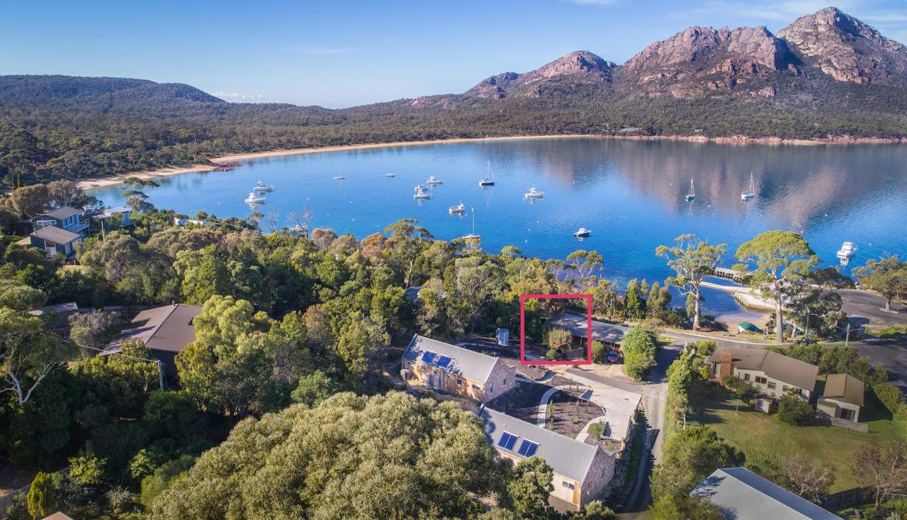 Coles Bay TAS Accommodation Whitsundays