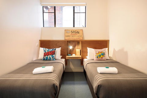 Alabama Hotel Hobart - Accommodation Whitsundays 19