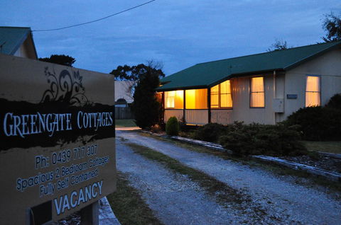GreenGate Cottages - Accommodation Whitsundays 4