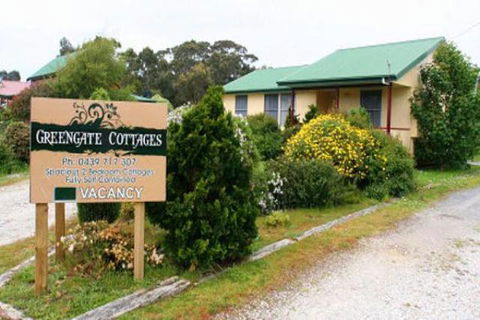 GreenGate Cottages - Accommodation Whitsundays 1