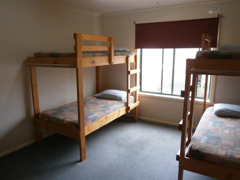 Launceston Backpackers - Accommodation Whitsundays 1