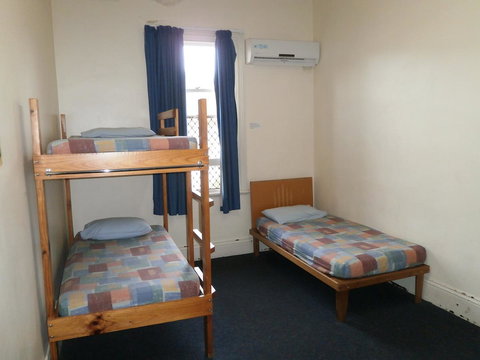 Launceston Backpackers - Accommodation Whitsundays 20