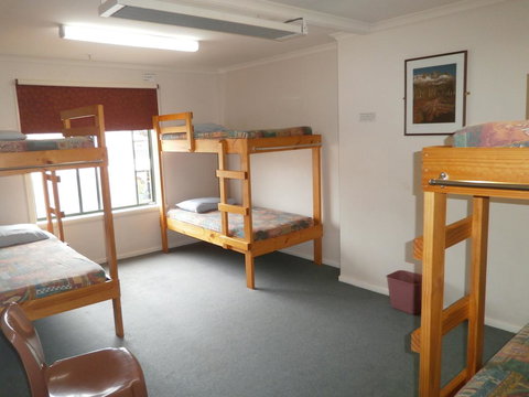 Launceston Backpackers - Accommodation Whitsundays 2