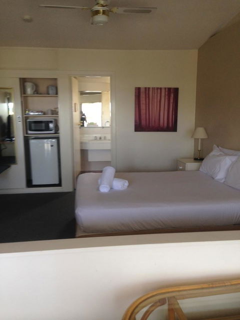 Abel Tasman Airport Motor Inn - Accommodation Whitsundays 8