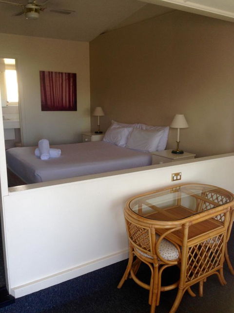 Abel Tasman Airport Motor Inn - Accommodation Whitsundays 9