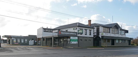 Bridge Hotel - Accommodation Whitsundays 25