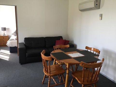 Regatta Point Tavern & Holiday Villas - Accommodation Whitsundays 18