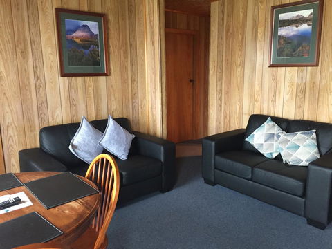 Regatta Point Tavern & Holiday Villas - Accommodation Whitsundays 11