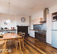 Devine Stays - Westside Apartment on Elizabeth - Accommodation Whitsundays