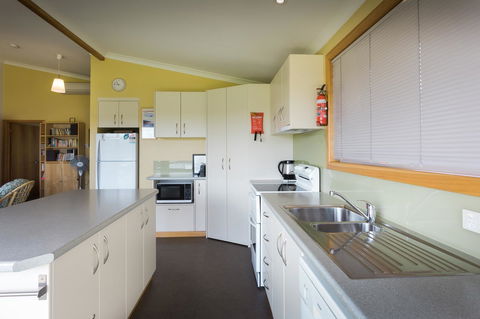 Arthur Riverfront And Sea Lodge Downstream - Accommodation Whitsundays 10