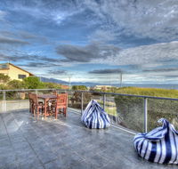 Blue Waves - Accommodation Whitsundays