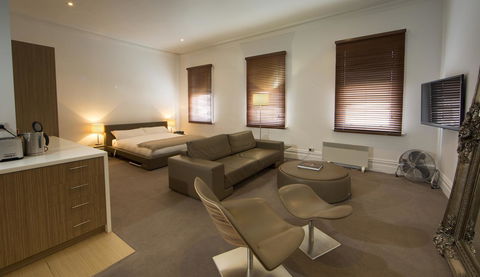 Ikon Hotel - Accommodation Whitsundays 6