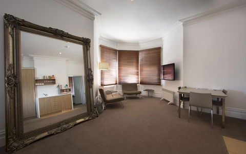 Ikon Hotel - Accommodation Whitsundays 12