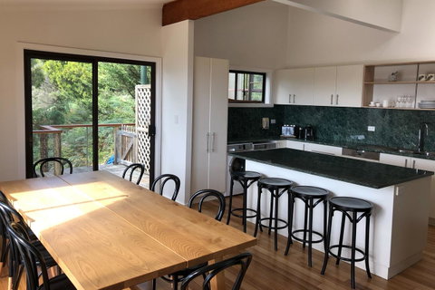 HIDDEN HAVEN Binalong Bay - Accommodation Whitsundays 5