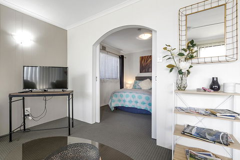 Aruba Apartments - Accommodation Whitsundays 11