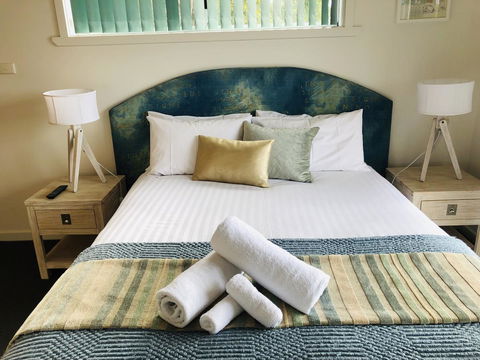 BAY OF FIRES SEACHANGE Ocean Frontage - Accommodation Whitsundays 9