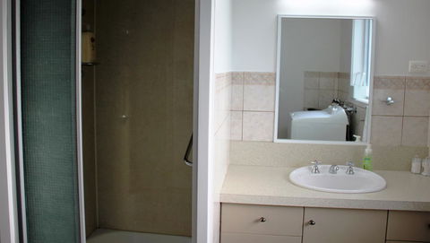 BAY OF FIRES SEACHANGE Ocean Frontage - Accommodation Whitsundays 31