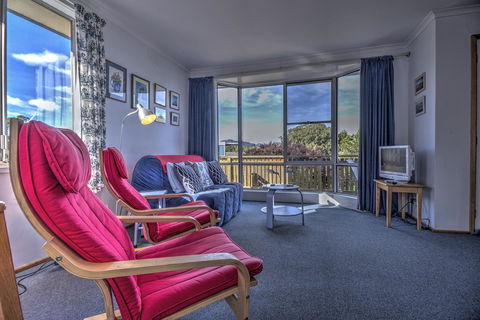 Ar Lan Y Mor - Accommodation Whitsundays 0