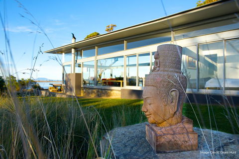 Avalon Coastal Retreat - Accommodation Whitsundays 3