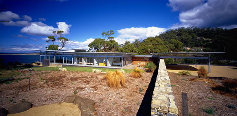 Avalon Coastal Retreat - Accommodation Whitsundays 1