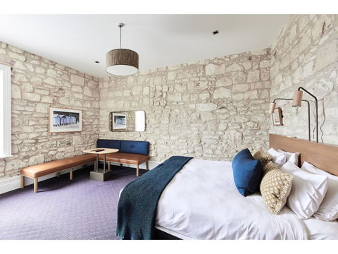 Hotel Sorrento - Accommodation Whitsundays 8