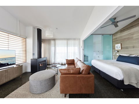 Hotel Sorrento - Accommodation Whitsundays 5