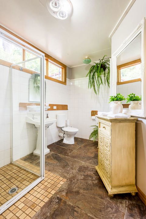 Avalon House - Accommodation Whitsundays 21