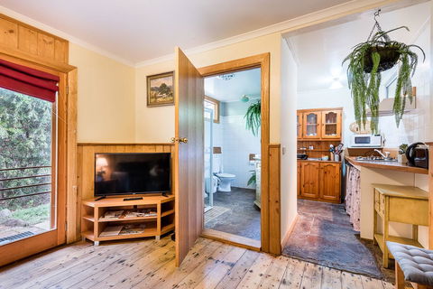 Avalon House - Accommodation Whitsundays 42