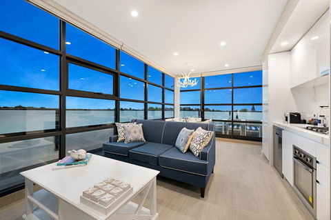 The Hamptons Apartments - St Kilda - Accommodation Whitsundays 26