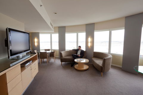 PARKROYAL Melbourne Airport - Accommodation Whitsundays 27