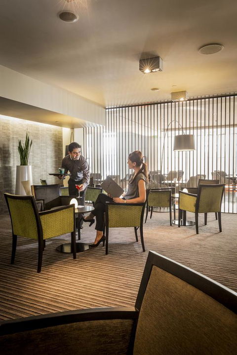 PARKROYAL Melbourne Airport - Accommodation Whitsundays 10