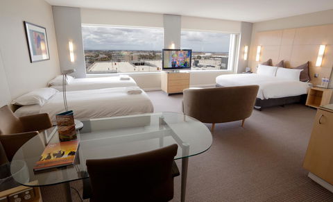 PARKROYAL Melbourne Airport - Accommodation Whitsundays 24
