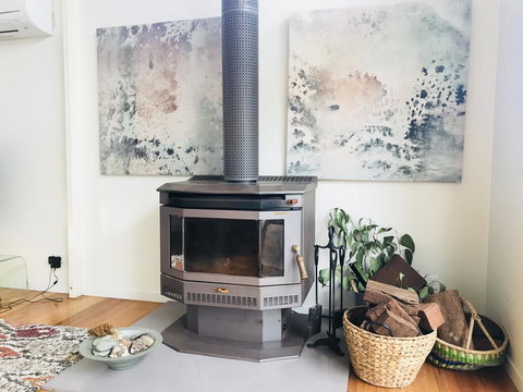 Ocean View Treetops Retreat - Accommodation Whitsundays 4