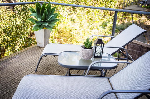 Ocean View Treetops Retreat - Accommodation Whitsundays 8