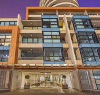 Melbourne Holiday Apartments Flinders Wharf - Accommodation Whitsundays