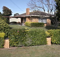 Jacaranda House - Accommodation Whitsundays