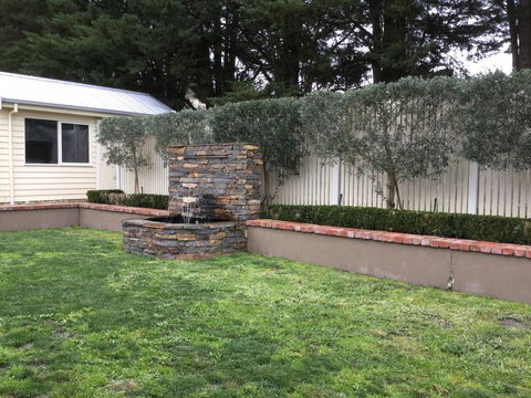 Lovely 5BR Full House In Glen Waverley, Walk To Train, Bus & Shops - Accommodation Whitsundays 17
