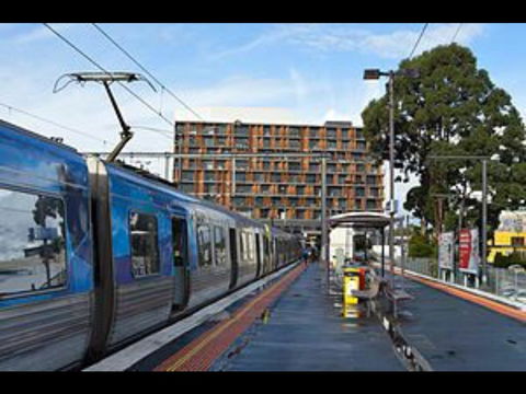 Lovely 5BR Full House In Glen Waverley, Walk To Train, Bus & Shops - Accommodation Whitsundays 18